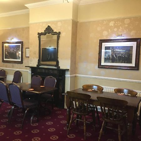 فندق دادليفي  The Lamp Tavern المظهر الخارجي الصورة